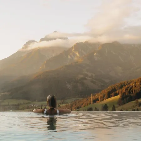 Jufenalm Boho & Wellnesshotel Hotel 4*