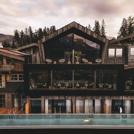 Jufenalm Boho & Wellnesshotel 4* Maria Alm am Steinernen Meer