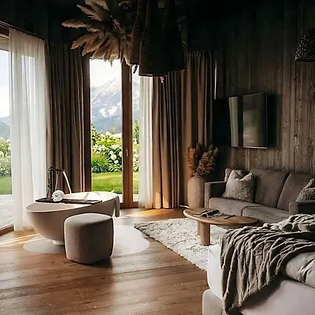 Jufenalm Boho & Wellnesshotel 호텔