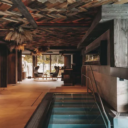 Jufenalm Boho & Wellnesshotel 호텔